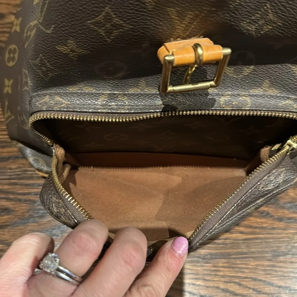 Louis Vuitton LV Monogram Montsouris MM Vintage